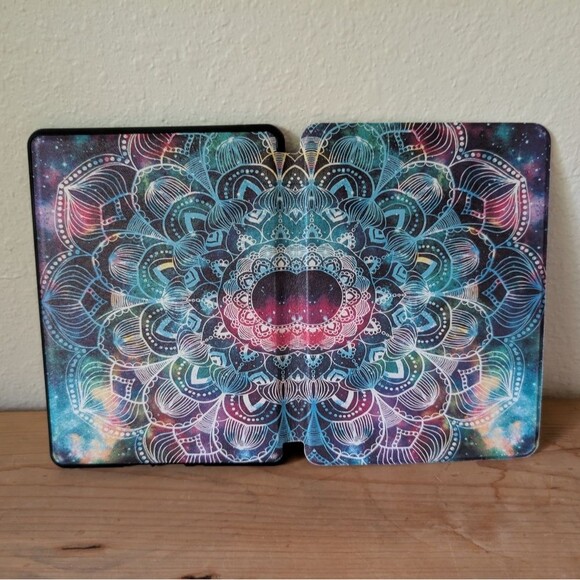 Mandala Case Kindle Paperwhite 11th Generation Used - Picture 2 of 2